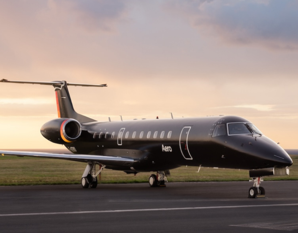  Aero x Fontainebleau Las Vegas