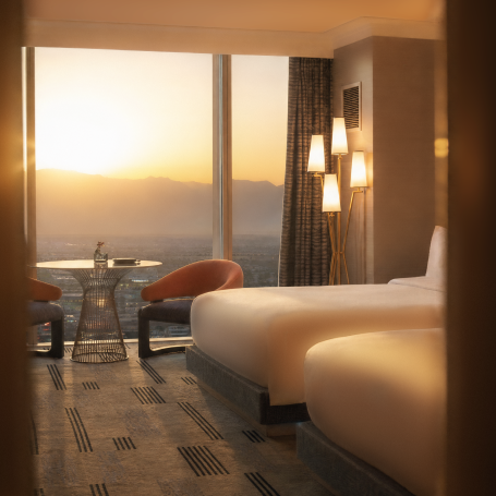  Fall for Fontainebleau - Up to 35% Off